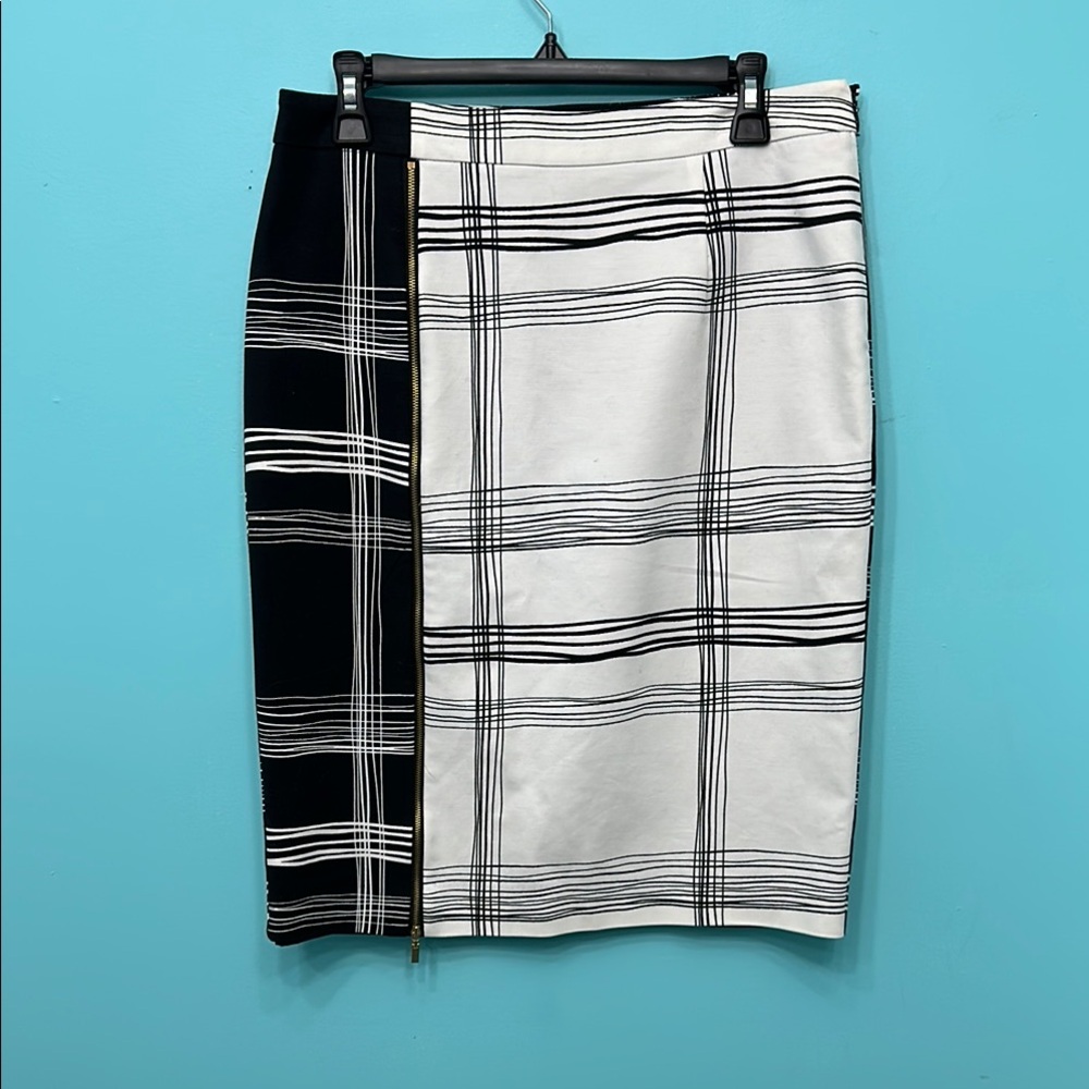 Worthington Black and White Plaid Pencil Skirt